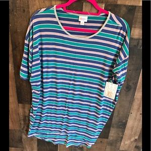 XS LULAROE IRMA TOP
